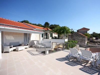 Holiday house Comfortable and spacious house with terrace and sea view Ražanj, Rogoznica K-17904 - Outdoor photo 49