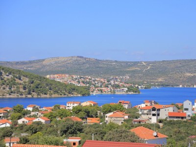 Holiday house Comfortable and spacious house with terrace and sea view Ražanj, Rogoznica K-17904 - Outdoor photo 54
