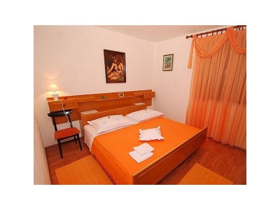 Apartment Two bedroom apartment with terrace Rogoznica A-17907-a - Outdoor photo 7