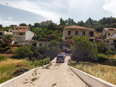 Apartment Three bedroom apartment with terrace and sea view Povlja, Brač A-16792-a - Outdoor photo 12