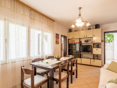 Apartment Three bedroom apartment with terrace and sea view Povlja, Brač A-16792-a - Outdoor photo 16