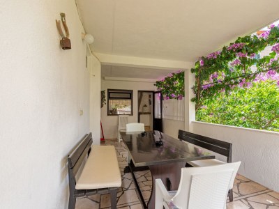 Apartment Three bedroom apartment with terrace and sea view Povlja, Brač A-16792-a - Outdoor photo 33