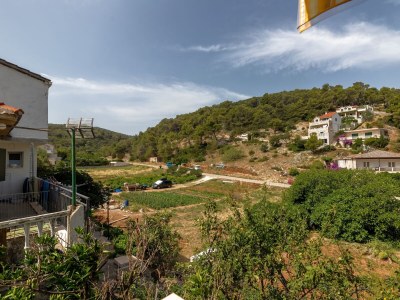Apartment Three bedroom apartment with terrace and sea view Povlja, Brač A-16792-a - Outdoor photo 35