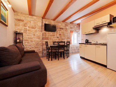 Apartment One bedroom apartment with air-conditioning Trogir A-16844-b - Outdoor photo 8