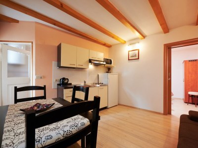 Apartment One bedroom apartment with air-conditioning Trogir A-16844-b - Outdoor photo 11