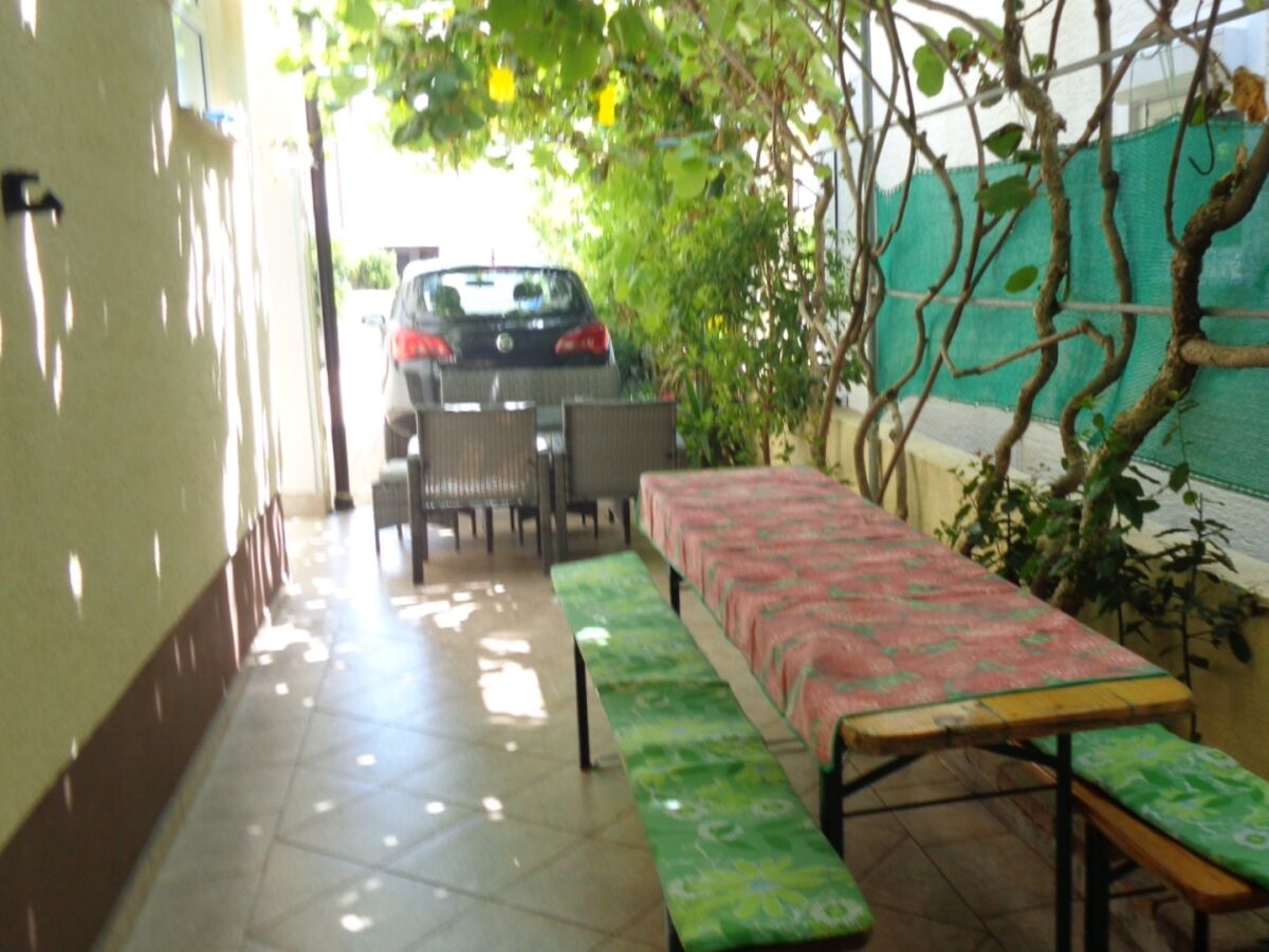 Apartment Two bedroom apartment with terrace Vir A-17069-b - Outdoor photo 2