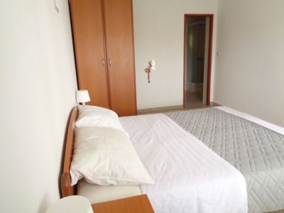 Apartment One bedroom apartment with terrace and sea view Lopar, Rab A-17103-c - Outdoor photo 6