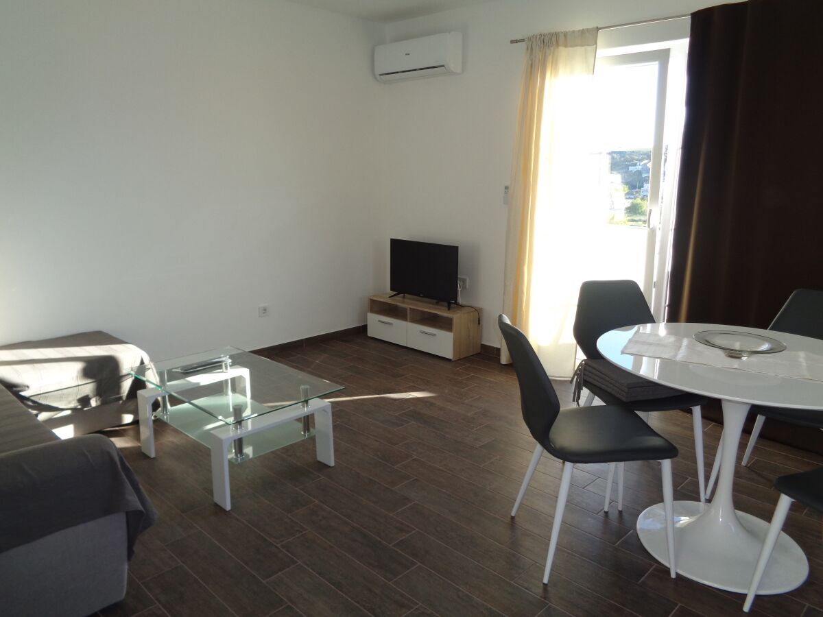 Apartment One bedroom apartment with terrace and sea view Lopar, Rab A-17103-d - Outdoor photo 4
