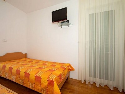 Apartment Two bedroom apartment with terrace and sea view Igrane, Makarska A-17292-b - Outdoor photo 12