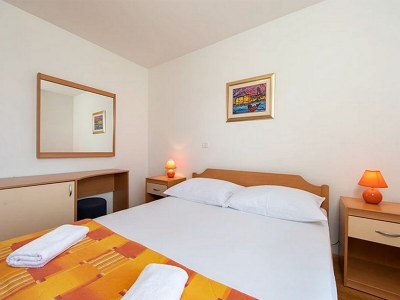 Apartment Two bedroom apartment with terrace and sea view Igrane, Makarska A-17292-b - Outdoor photo 15