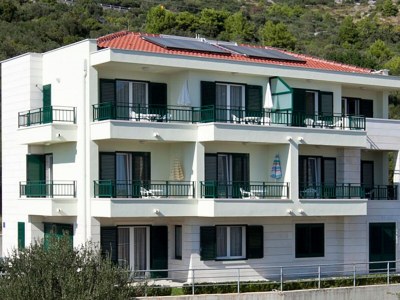 Apartment Two bedroom apartment with terrace and sea view Igrane, Makarska A-17292-c in Igrane - Apartment
