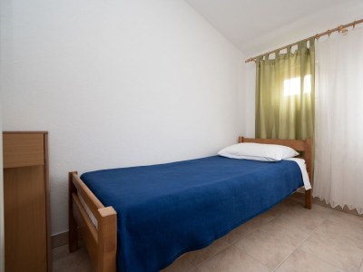 Apartment One bedroom apartment with terrace and sea view Tkon, Pašman A-17360-b - Outdoor photo 18