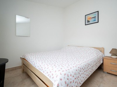 Apartment One bedroom apartment with terrace and sea view Tkon, Pašman A-17360-b - Outdoor photo 27