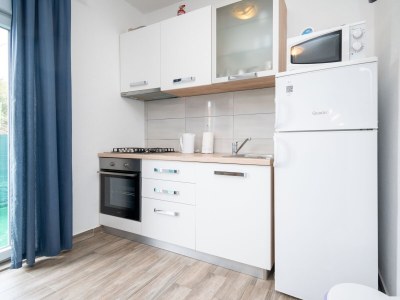 Apartment One bedroom apartment with terrace and sea view Tkon, Pašman A-17360-c - Outdoor photo 13