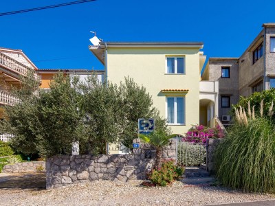 Apartment One bedroom apartment with balcony Kraljevica A-17589-b - Outdoor photo 2