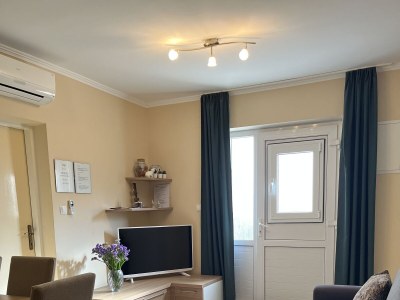 Apartment Two bedroom apartment near beach Barbat, Rab A-18462-a - Outdoor photo 9