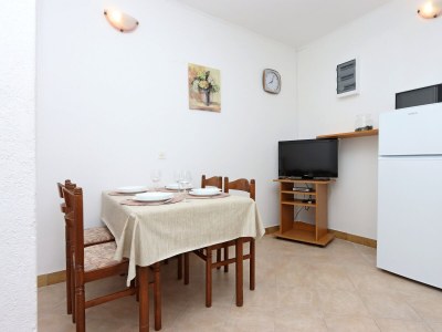 Apartment Two bedroom apartment near beach Supetarska Draga - Gonar, Rab A-18650-c - Outdoor photo 15