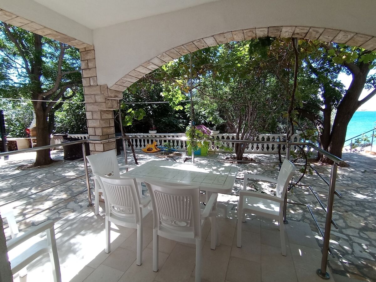 Apartment Two bedroom apartment near beach Vidalići, Pag A-18936-b