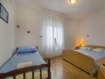 Apartment One bedroom apartment with terrace and sea view Poljica, Trogir A-19054-a - Outdoor photo 11