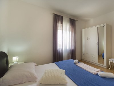 Apartment Two bedroom apartment with balcony and sea view Poljica, Trogir A-19054-b - Outdoor photo 14