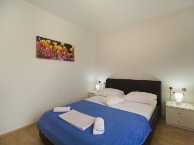 Apartment Two bedroom apartment with balcony and sea view Poljica, Trogir A-19054-b - Outdoor photo 15