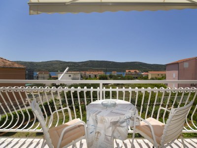 Apartment Two bedroom apartment with balcony and sea view Poljica, Trogir A-19054-b - Outdoor photo 23