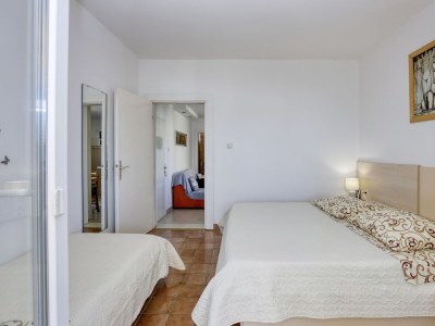 Apartment One bedroom apartment with terrace Jezera, Murter A-19056-a - Outdoor photo 22