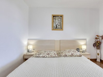 Apartment One bedroom apartment with terrace Jezera, Murter A-19056-a - Outdoor photo 23