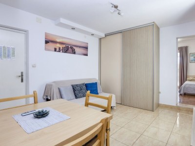 Apartment One bedroom apartment with terrace Jezera, Murter A-19056-b - Outdoor photo 16