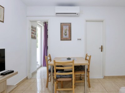 Apartment One bedroom apartment with terrace Jezera, Murter A-19056-b - Outdoor photo 17