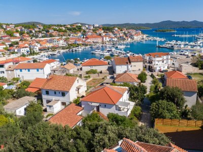 Apartment One bedroom apartment with terrace Jezera, Murter A-19056-d - Outdoor photo 3