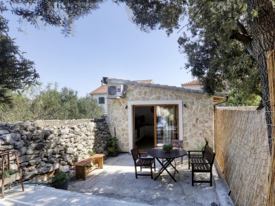 Apartment One bedroom apartment with terrace Jezera, Murter A-19056-d - Outdoor photo 29