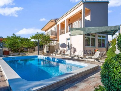 Holiday house Four-bedroom house with balcony and sea view Ražanj, Rogoznica K-19735 - Outdoor photo 4