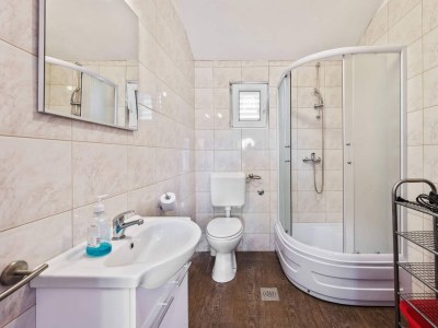 Holiday house Four-bedroom house with balcony and sea view Ražanj, Rogoznica K-19735 - Outdoor photo 15