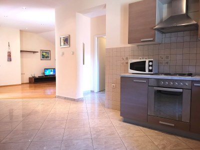 Apartment Two bedroom apartment with terrace Banjol, Rab A-11382-a - Outdoor photo 11