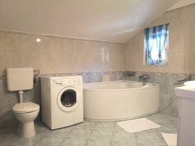 Apartment Two bedroom apartment with terrace Banjol, Rab A-11382-a - Outdoor photo 17