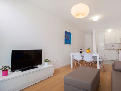 Apartment Two bedroom apartment with balcony Makarska A-19145-a - Outdoor photo 4