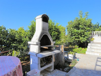 Apartment Two bedroom apartment near beach Okrug Donji, Čiovo A-19974-a - Outdoor photo 6