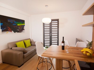 Apartment One bedroom apartment with air-conditioning Makarska A-19145-d - Outdoor photo 7