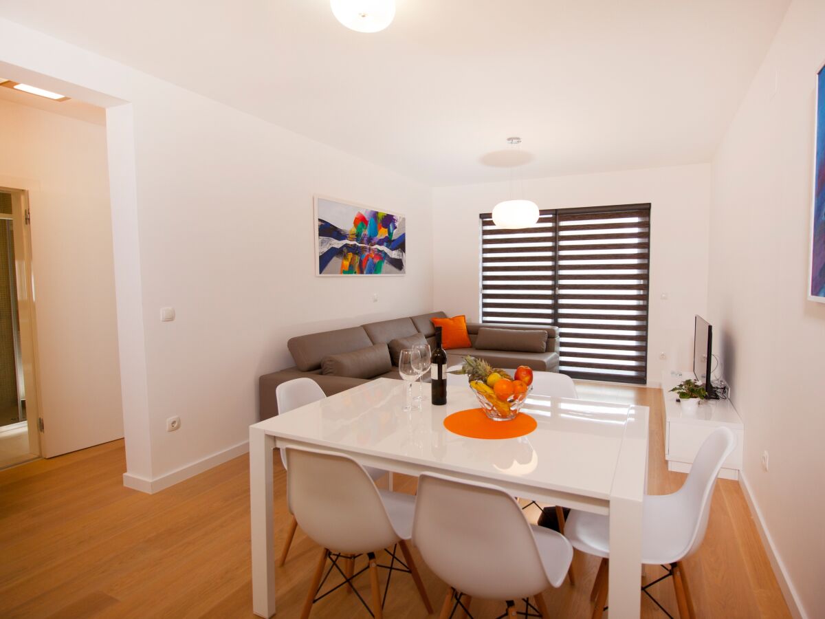 Apartment Two bedroom apartment with balcony Makarska A-19145-e - Outdoor photo 4