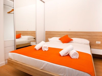 Apartment Two bedroom apartment with balcony Makarska A-19145-e - Outdoor photo 7