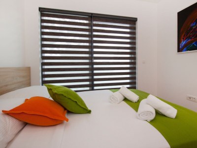 Apartment Two bedroom apartment with balcony Makarska A-19145-e - Outdoor photo 9