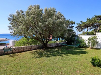 Apartment Studio flat with balcony and sea view Novi Vinodolski AS-19981-a - Outdoor photo 4