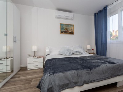 Apartment Two bedroom apartment with terrace and sea view Porat, Krk A-19349-a - Outdoor photo 10