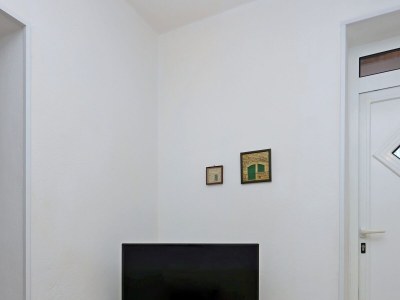Apartment Two bedroom apartment with terrace and sea view Rab A-20222-b - Outdoor photo 13