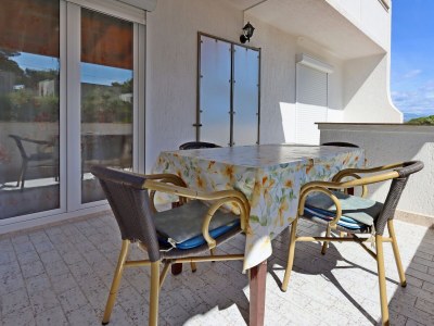 Apartment Two bedroom apartment with terrace and sea view Rab A-20222-b - Outdoor photo 29
