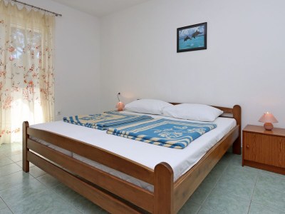 Apartment Two bedroom apartment with terrace and sea view Rab A-20222-c - Outdoor photo 18