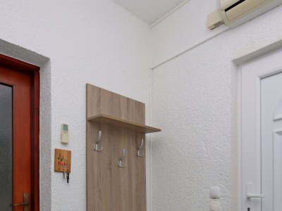 Apartment Two bedroom apartment with terrace and sea view Rab A-20222-c - Outdoor photo 26