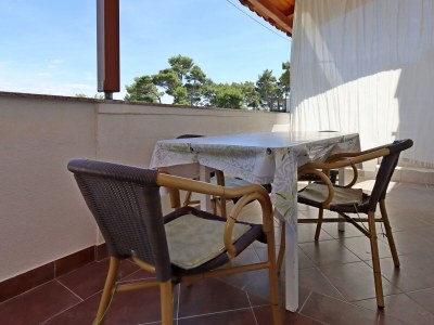 Apartment Two bedroom apartment with terrace and sea view Rab A-20222-c - Outdoor photo 28
