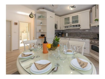 Apartment Three bedroom apartment with balcony and sea view Kaštel Gomilica, Kaštela A-20245-a - Outdoor photo 13